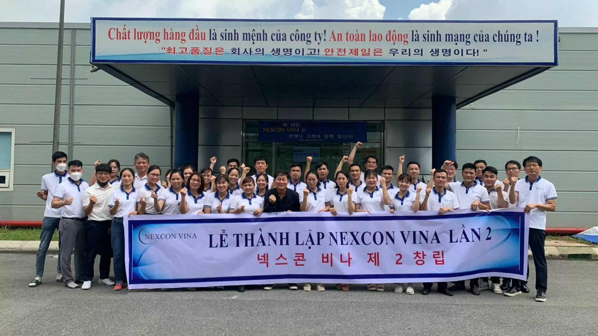 Chủ Tịch sang thăm Nexcon Việt Nam